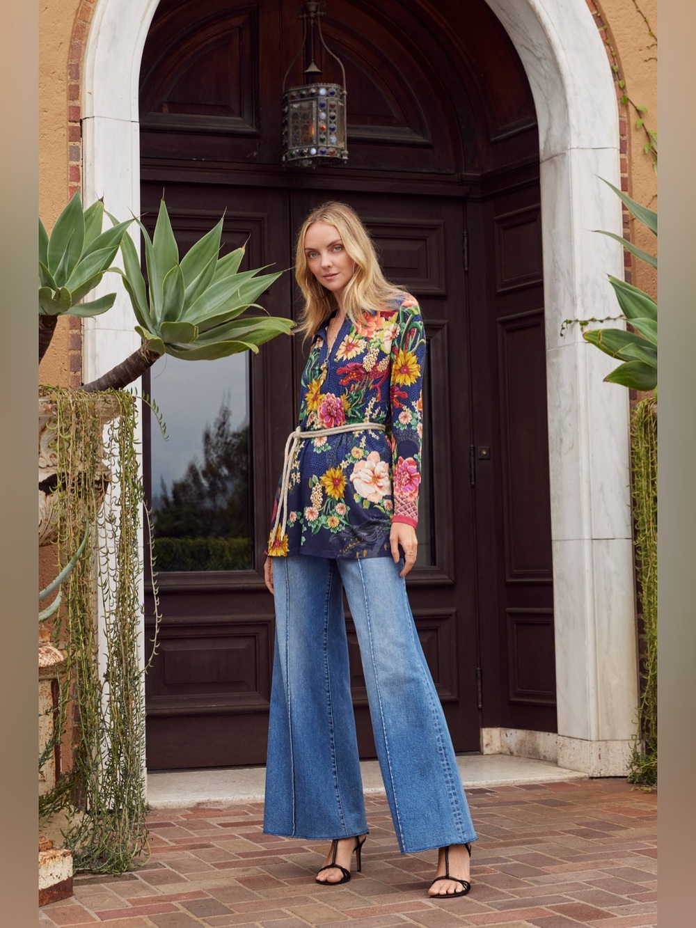 Johnny‎ Was The Janie Favorite Long Sleeve Polo Swing Tunic in Blue Floral XXS